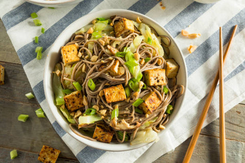 Tofu pané aux Soba sauce cacahuètes !