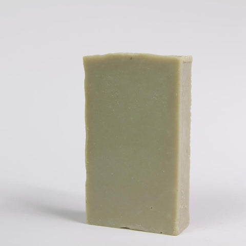 savon solide Menthe-cèdre à l'argile verte-100g-Le moulin à savon - Boutique Pleine-Forme 